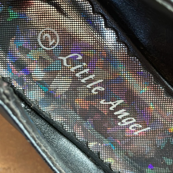 Girls slip on black wedge with bow detail size 2 - Picture 3 of 4